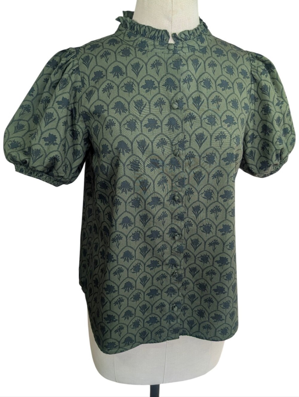 Sugarlips Zinnia Floral, Lattice Mock Neck Puff Short Sleeve Blouse Olive Small